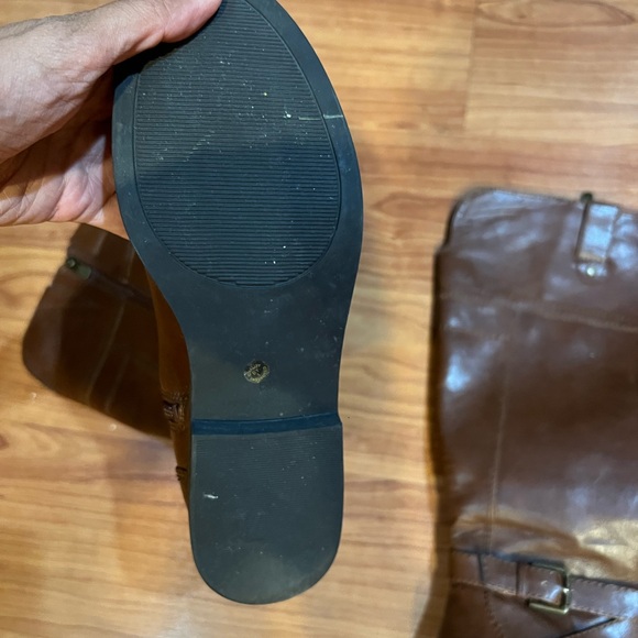 Liz Claiborne Womens brown boots with zipper riding style wider calf - Picture 3 of 6